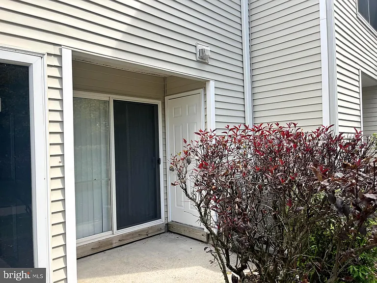 2407 Noras Ct #2407 — Photo 2
