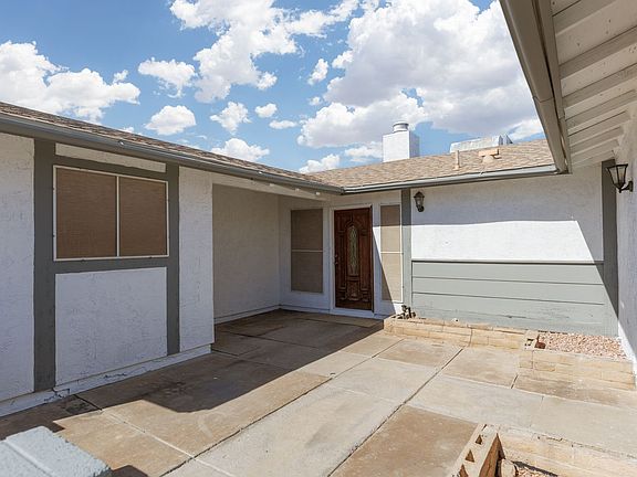 3rd image of 412 Box Elder Way