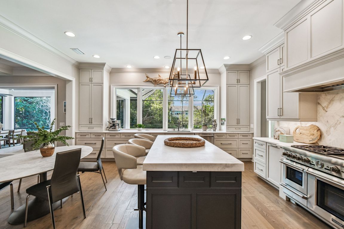 next background image