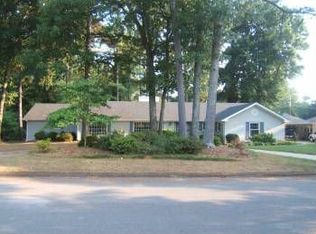 2114 Chickasaw Dr, Florence, AL 35630