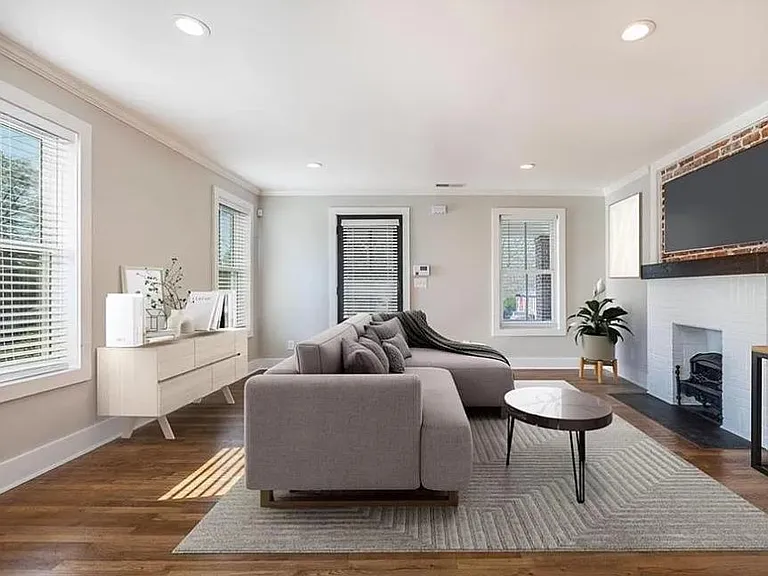 1159 Ewing Pl SW — Photo 4