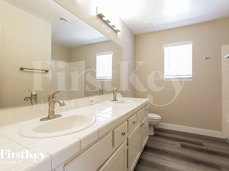1336 Pacific Terrace Dr — Photo 11