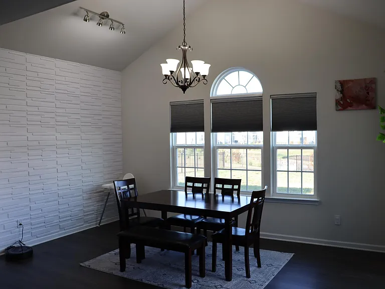 1030 Oglethorpe Dr — Photo 10
