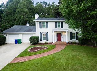 4041 Brockett Creek Dr, Tucker, GA 30084