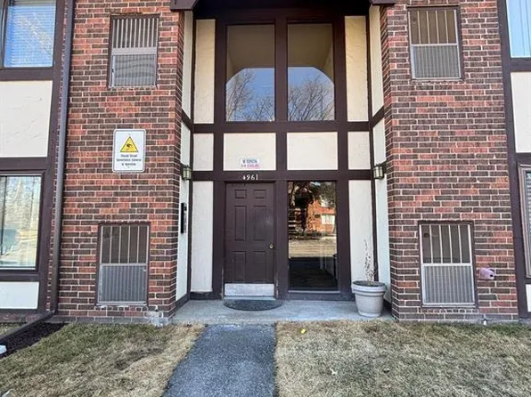 4961 E Ten Mile Rd, Warren, MI 48091