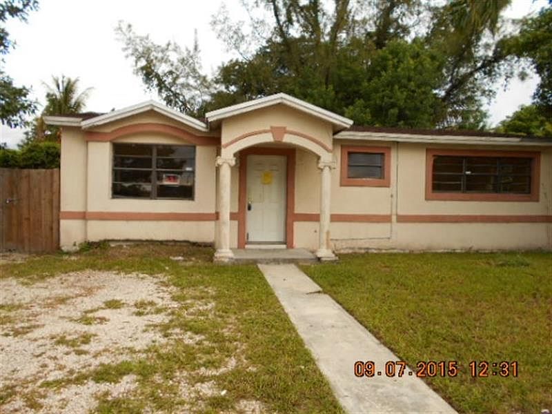 1st image of 16210 NW 37th Ave