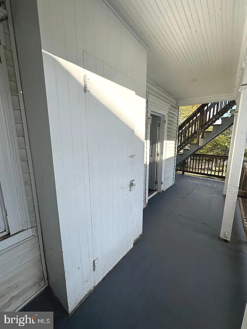 38 Wayside Ave — Photo 3