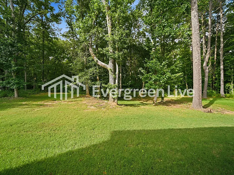 131 Longleaf Dr — Photo 14