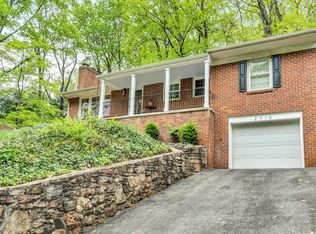 2710 Yellow Mountain Rd SE, Roanoke, VA 24014