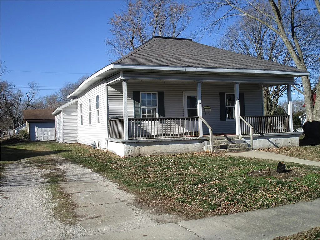 13 Franklin St photo 1