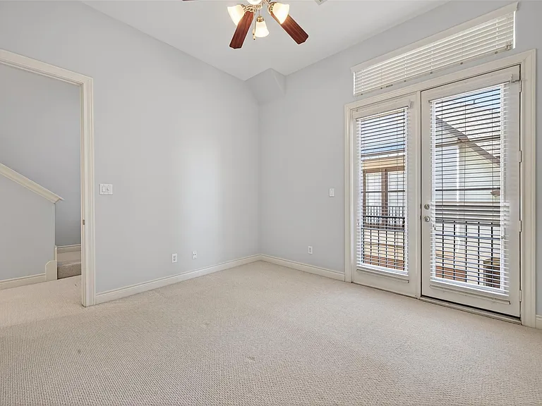 1105 Wagner St — Photo 18