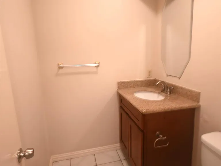 8314 La Roche Ln — Photo 22