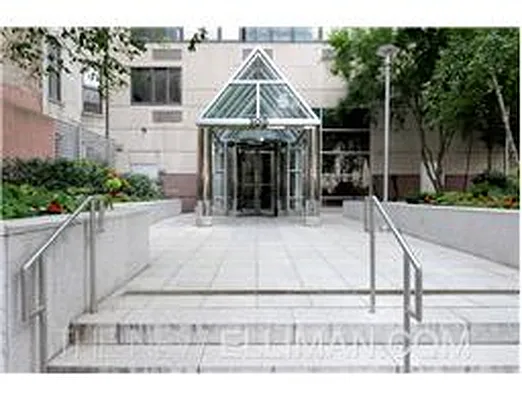 Rented by Douglas Elliman | media 4