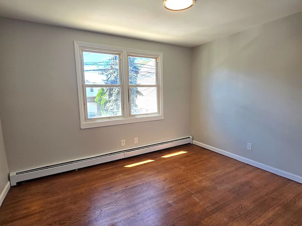 2nd image of 196 Lembeck Ave #L1