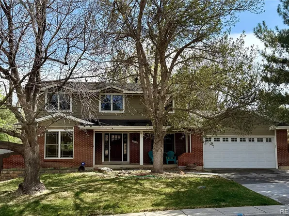 10866 E Berry Avenue, Englewood, CO 80111