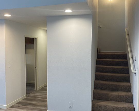 5th image of 4260 Troost Ave #5