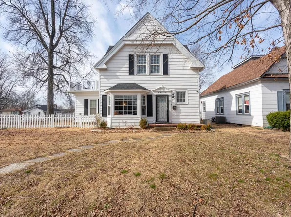 203 Jefferson Ave, Crystal City, MO 63019