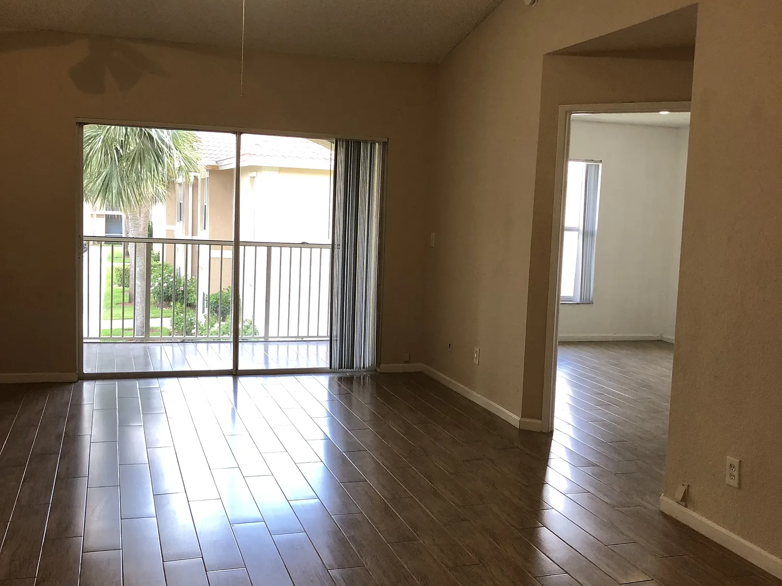 8255 Ibis Club Dr - 508 — Photo 2