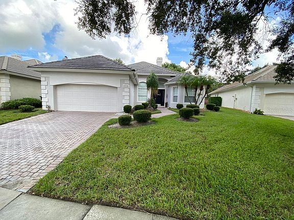 2nd image of 10536 Woodchase Cir