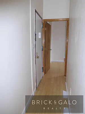 Rented by BRICK & GALO REALTY CORP | media 27