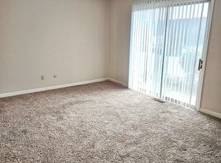 906 E Harding Dr APT 104, Urbana, IL