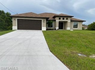 3808 2nd St SW, Lehigh Acres, FL 33976