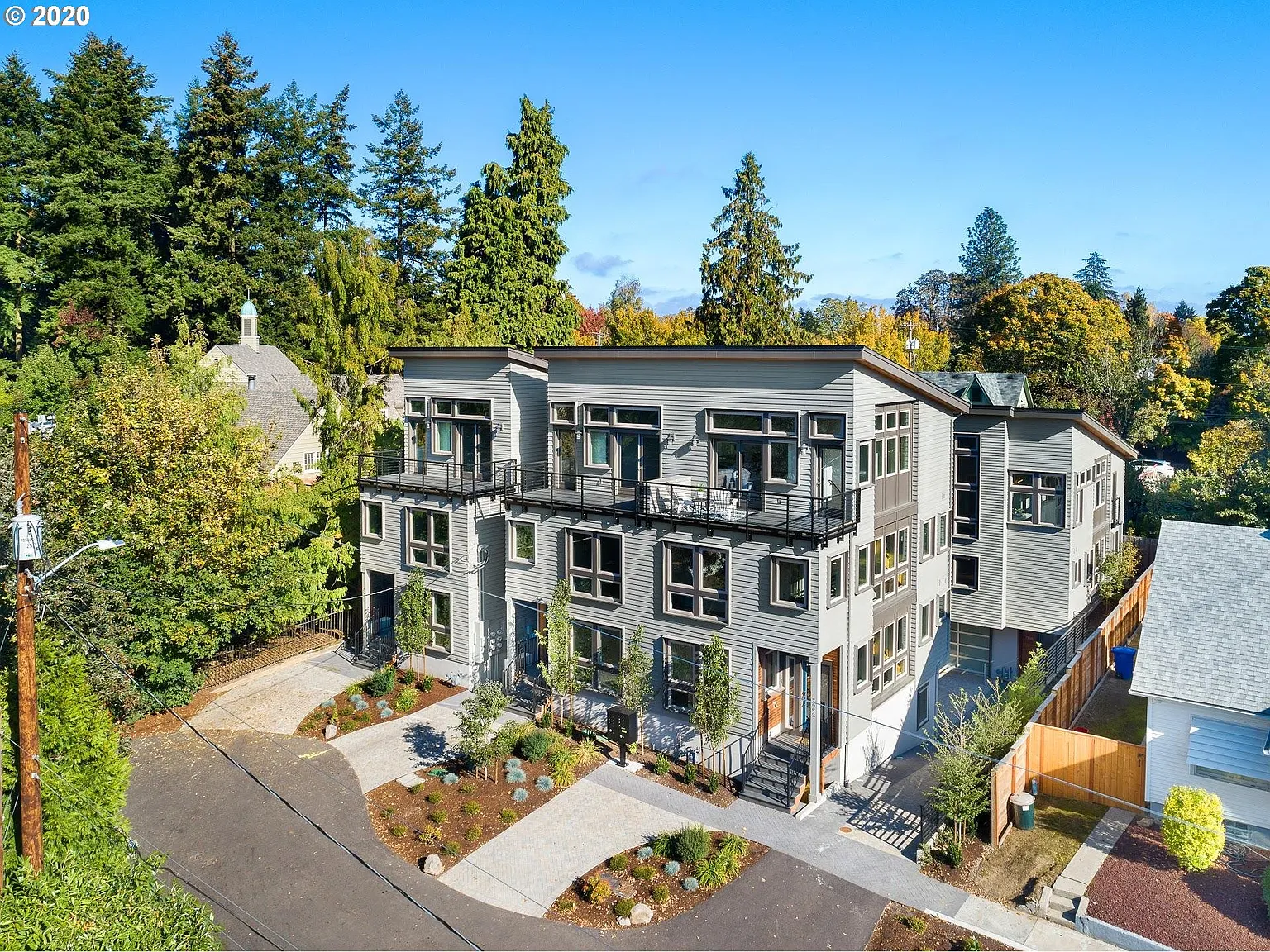 7946 SE 6th Ave #6 photo 1