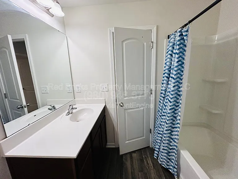 9315 Grand Valley Dr — Photo 30