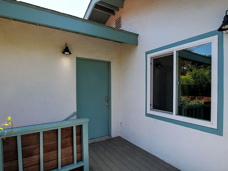 130 S Soledad St — Photo 7