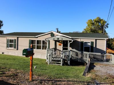 164 Oak Ln, Pulaski, VA, 24301