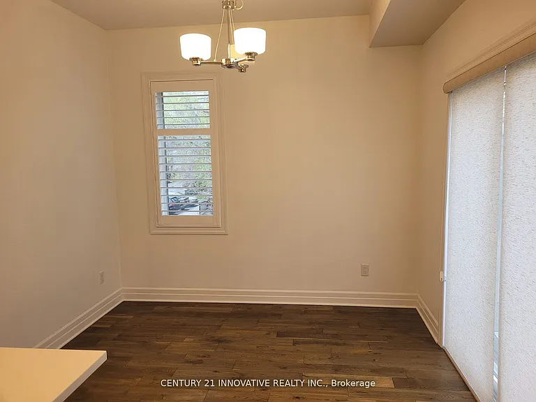 70 Plains Rd W #38 — Photo 23