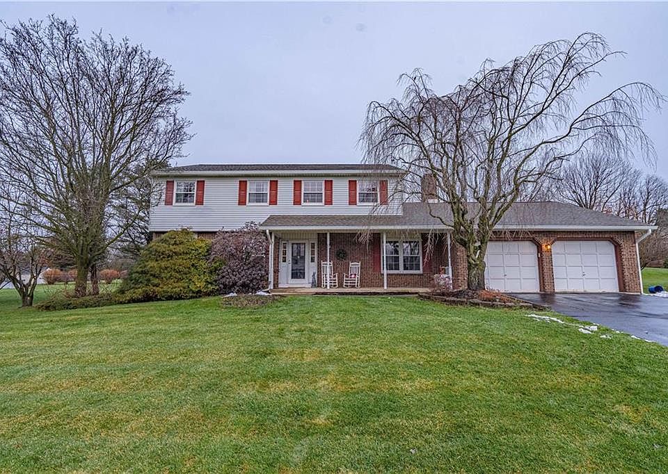 1st image of 408 Birch Dr