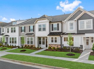 223 Channel Drop Dr, Clayton, NC 27520