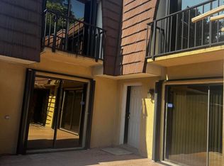 417 4th Ln, Palm Beach Gardens, FL 33418