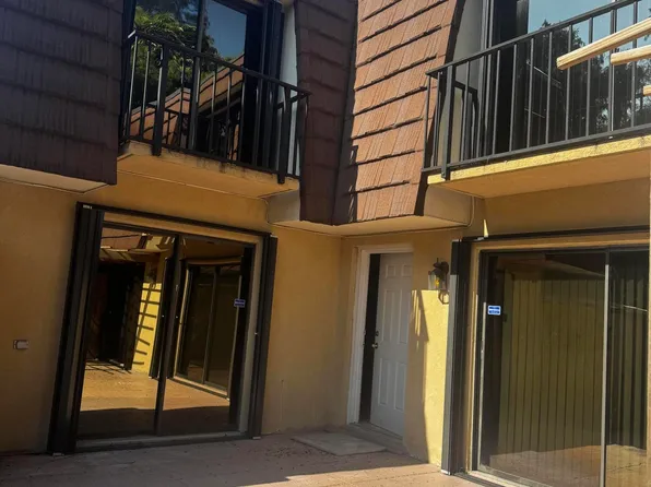 417 4th Ln, Palm Beach Gardens, FL 33418