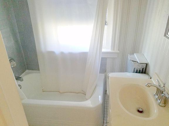 Full Bath