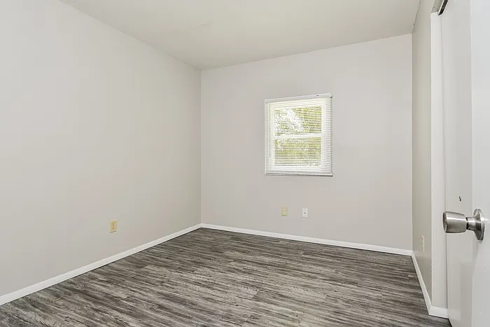 1712 Gavin Dr — Photo 7