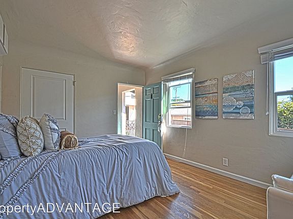 4th image of 3951 Centre St APT A