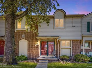 2057 W Franklin Dr, Canton, MI 48187
