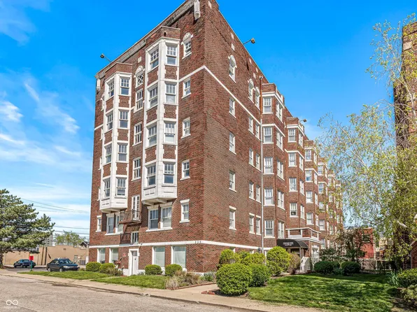 230 E 9th St APT 107, Indianapolis, IN 46204