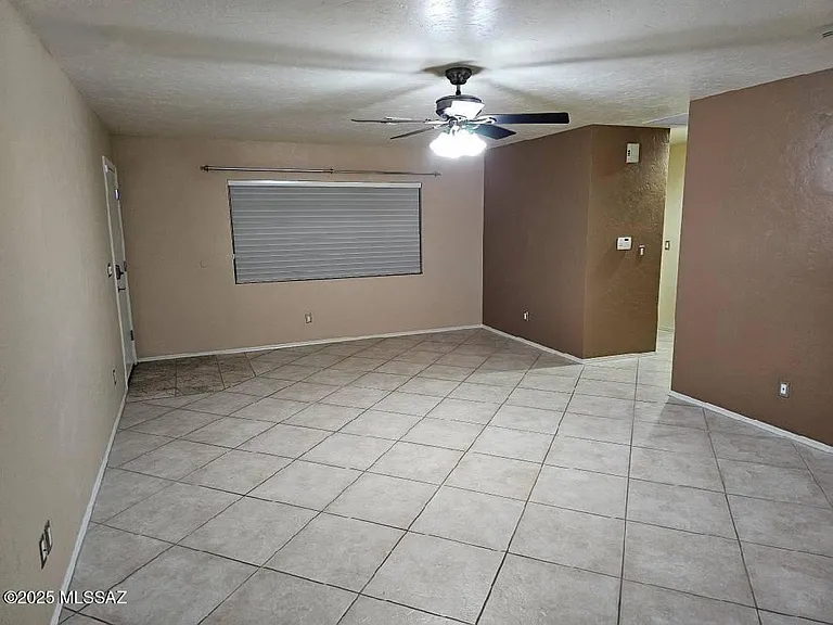 8021 N Padova Pl — Photo 8