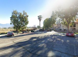 800 Sunjoy Dr APT A9, Hemet, CA 92543