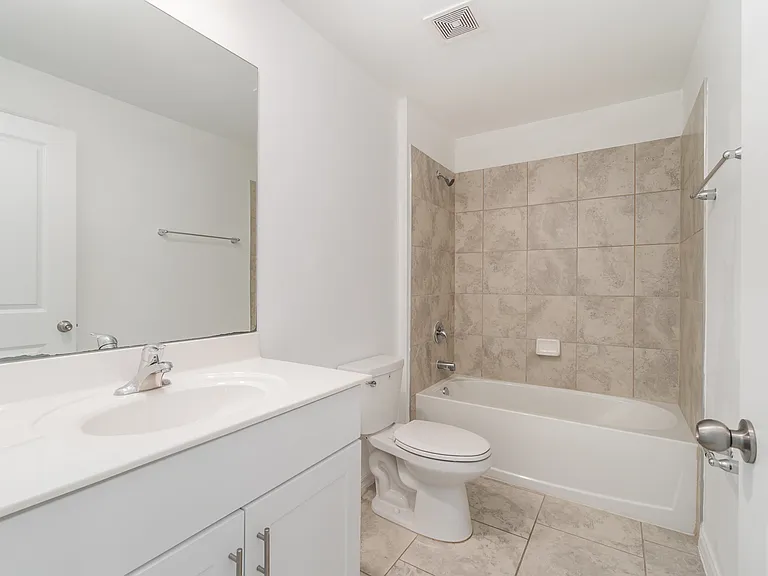 4272 Villa Rapallo Way — Photo 9