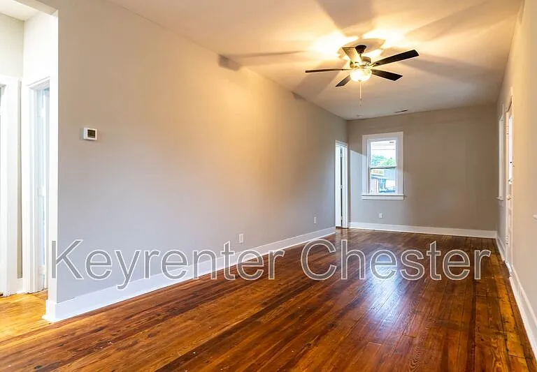 3500 Oaklawn Blvd — Photo 10