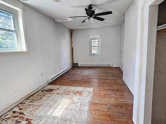 4th image of 1848 N 21st St