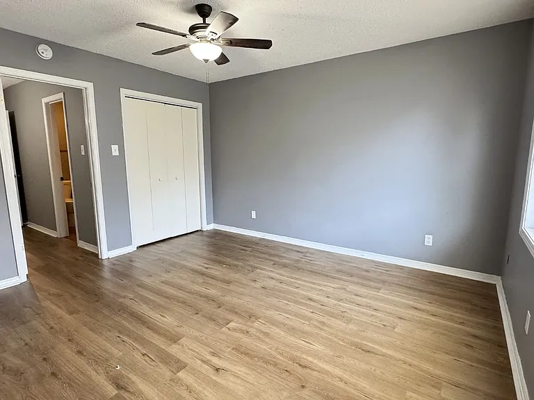 206 Splane Dr — Photo 13
