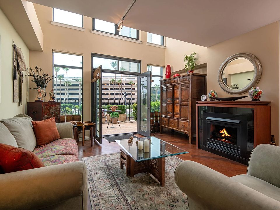 1st image of 500 W Harbor Dr Unit 105