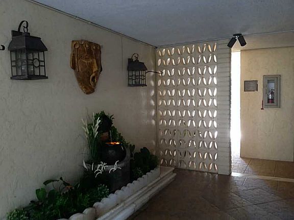3rd image of 3750 NE 169th St APT 309