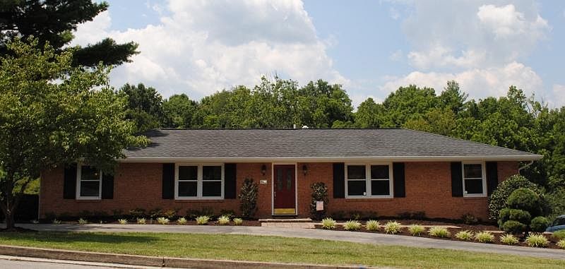 1st image of 1905 McVitty Rd