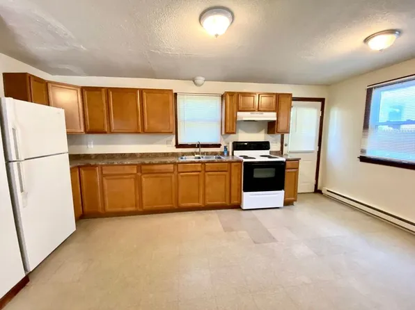 48-50 Rifle St, Springfield, MA 01105